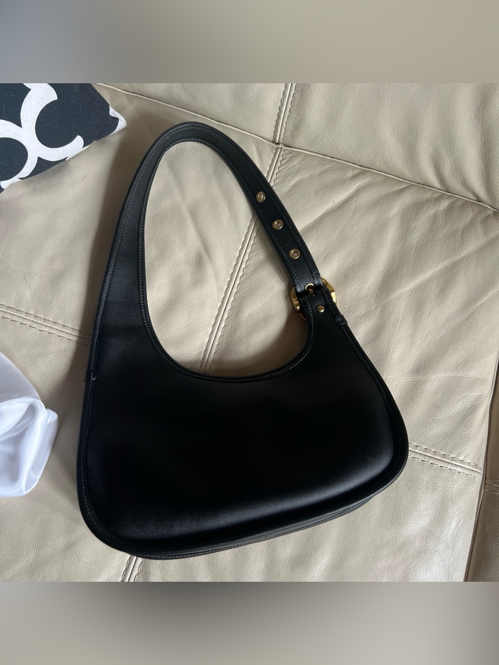 Coach Black Shoulder Bag with Gold Hardware - Picture 4 of 11
